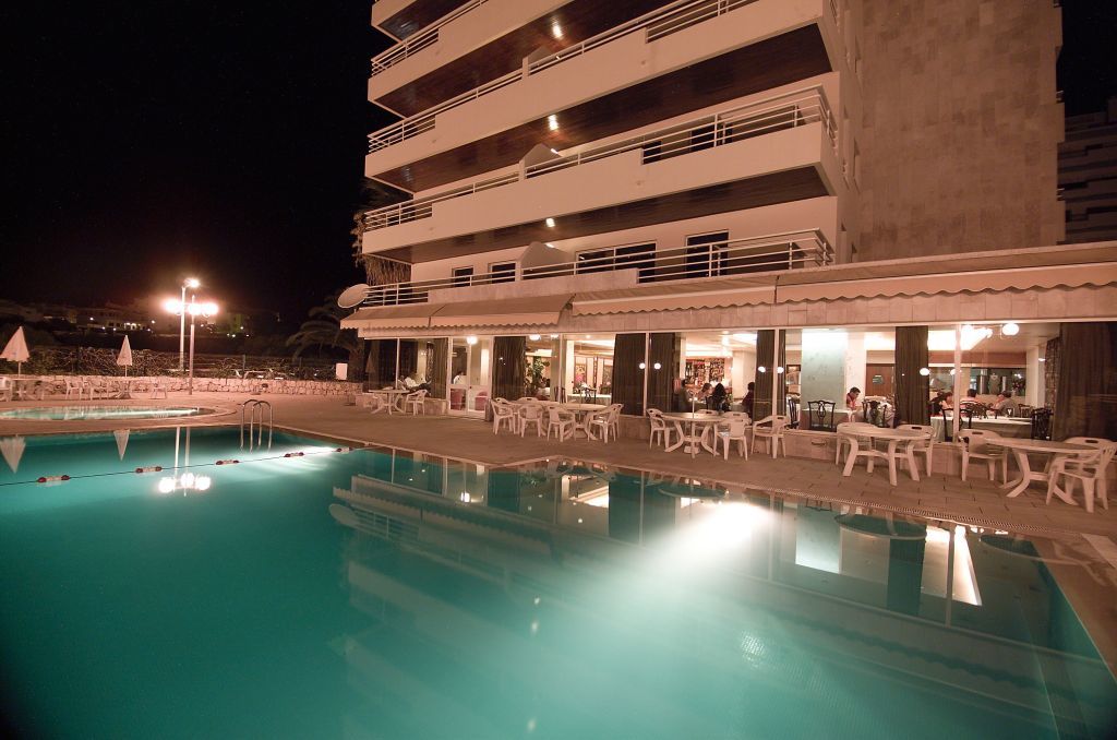Interpass Vau Hotel Apartamentos Портиман Екстериор снимка